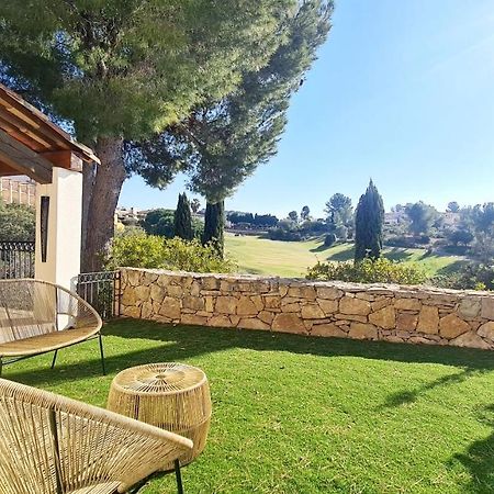 Superbe Villa-Domaine Avec Golf Piscine Et Tennis Saint-Cyr-sur-Mer Bagian luar foto