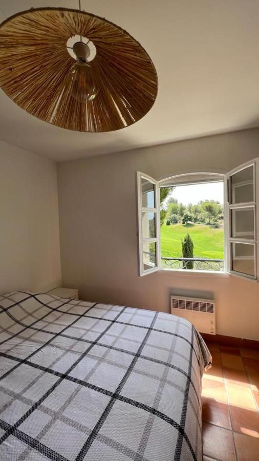 Superbe Villa-Domaine Avec Golf Piscine Et Tennis Saint-Cyr-sur-Mer Bagian luar foto