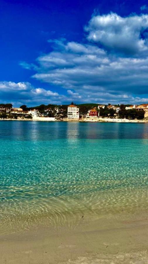 Superbe Villa-Domaine Avec Golf Piscine Et Tennis Saint-Cyr-sur-Mer Bagian luar foto