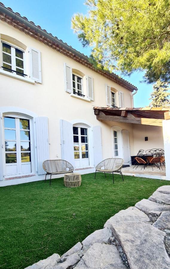 Superbe Villa-Domaine Avec Golf Piscine Et Tennis Saint-Cyr-sur-Mer Bagian luar foto